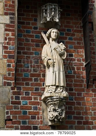 Sculpture In The Wall