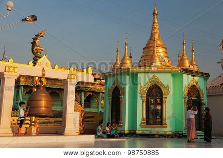In Front Of Botataung Pagoda, Yangon