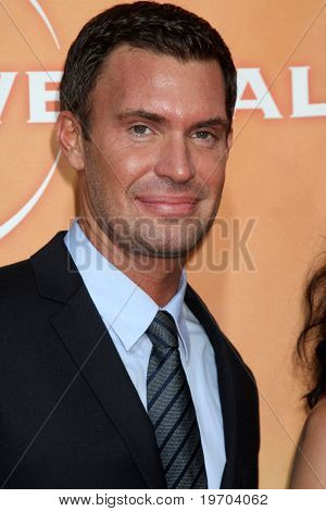 LOS ANGELES - júl 30: Jeff Lewis arrive(s): a 2010-es NBC nyári Press Tour Party Beverly Hilto