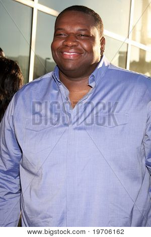 LOS ANGELES - AUGUST 4:  Kelvin Brown arrives at the 