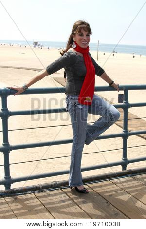 LOS ANGELES - 12 de agosto: Kate Linder no 