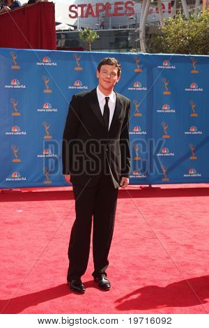  Los Angeles aug 29: Cory Monteith kommt in die Emmy Awards 2010 am Nokia-Theater La live auf