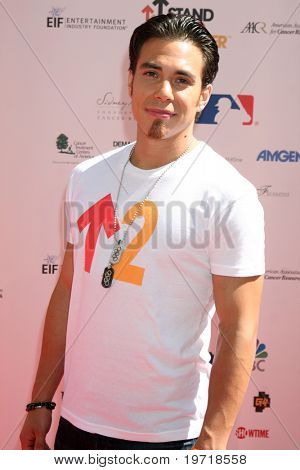 LOS ANGELES - SEP 10: Apolo Anton Ohno kommt bei der Veranstaltung 
