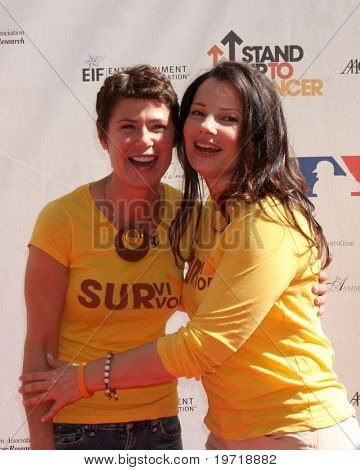 LOS ANGELES - září 10: Marua Tierney, Fran Drescher přijede na akci 