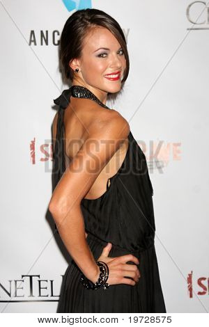 LOS ANGELES - SEP 29: Sarah Butler arriva a 