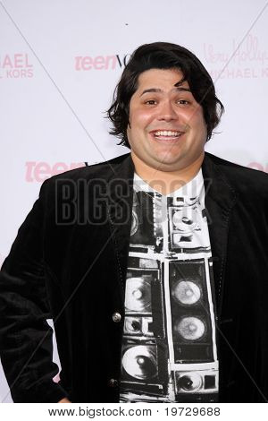 LOS ANGELES - 01.10.2009: Harvey Guillen kommt bei der 8. Teen Vogue Young Hollywood Party - rot Carpe