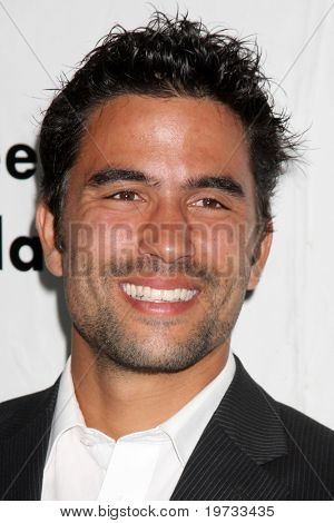 LOS ANGELES - loka 9: Ignacio Serricchio saapuu 