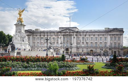 London, Buckingham Palace,July,28th,2017. Buckingham Palace is the London residence and administrative headquarters of the reigning monarch of the United Kingdom. Located in the City of Westminster