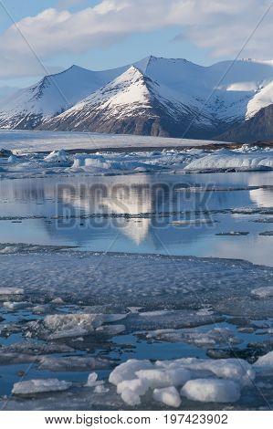 Winter seasion reflection lagoon Jakulsarlon Iceland winter season natural landscape background