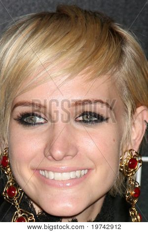 LOS ANGELES - NOV 2: Ashlee Simpson-Wentz ankommer på årtier Denim modeshow i Private hjem