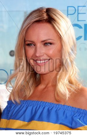 ลอสแองเจลิส - 9 nov: Malin Akerman ที่รางวัลทางเลือก 2011 ประชาชน - ประกาศเสนอชื่อเข้าชิง