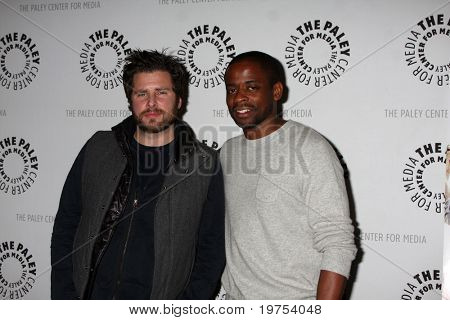 LOS ANGELES - 29 novembre: James Roday, Dule Hill arriva al 