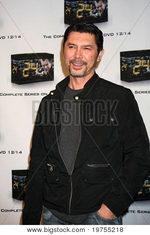 Los Angeles Dec 2: Lou Diamond Phillips in das 
