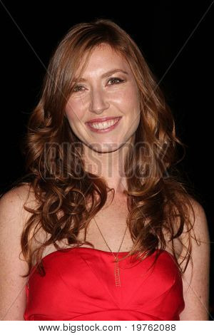 LOS ANGELES - JAN 7: Katie Flynn dorazí na Hallmark zima 2011 TCA Party na turnaj Ros