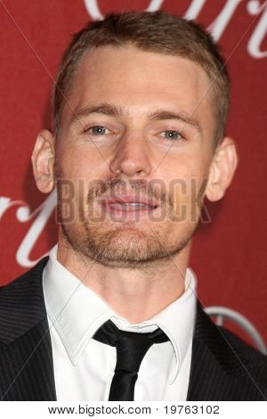 PALM SPRINGS - JAN 8: Josh Pence ankommer ved Palm Springs internationale Film Festival 2011 Awards