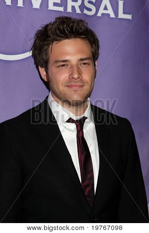 PASADENA, CA - Gen 13: Ben Rappaport arriva al Party al Langham Huntington NBC TCA Winter 2011