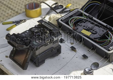 Fibre Optic Splicing Equipment On The Street 2