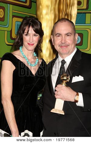 LOS ANGELES - JAN 16: Terrance Winter megérkezik a HBO 2011 Golden Globe díjátadó Party Beverly Hilt