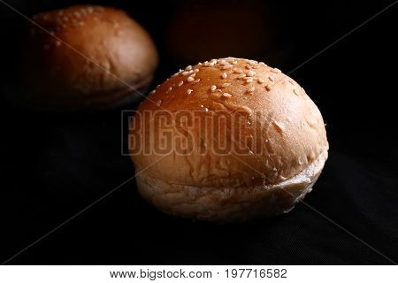 sesame burger bun from oven /low light/window light