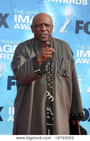 LOS ANGELES - März 4: Lou Gossett Jr. Ankunft auf der 42nd NAACP Image Awards im Shrine Auditorium