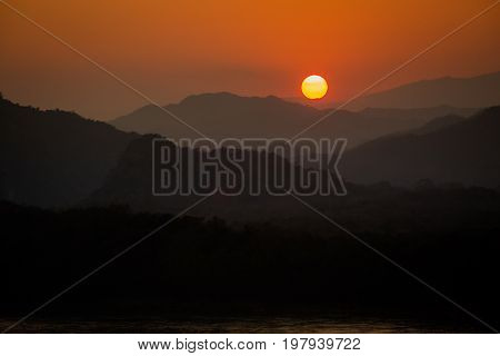 Mount Phou Si Temple Sunset