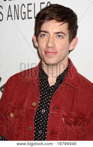 LOS ANGELES - MAR 16: Kevin McHale che arrivano presso il 