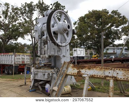 Cerro Goldo, Bayamon/puerto Rico - February 26, 2019: No Longer Used E.w. Bliss Company Machine. Com