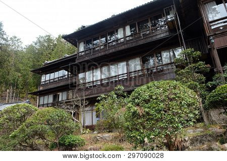 Gero Gifu, Japan - April 12, 2019 : The Façade Of Classic Old Wooden Japanese Style Locate On The Hi