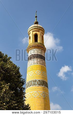 Kashgar, Xinjiang, China: A Minaret Of Id Kah Mosque, The Most Famous Attractions In Kashgar. Built 