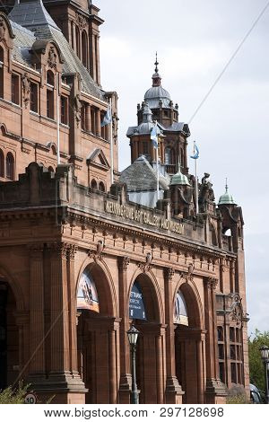 Glasgow, Scotland, 8th September 2013, The Kelvingrove Art Gallery And Museum Near Kelvingrove Park 
