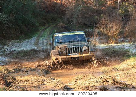 Portekizce 4 X 4 yarış macera