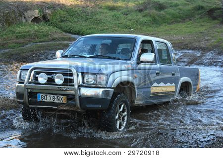 Portekizce 4 X 4 yarış macera