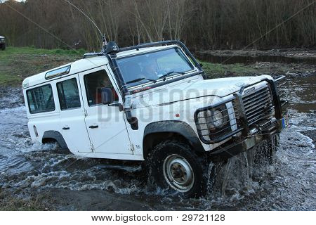 Portekizce 4 X 4 yarış macera