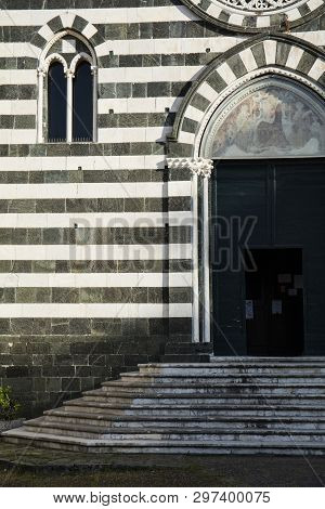 Church Of St Andrew ( Chiesa Di Sant Andrea ) - Levanto, La Spezia, Italy - 17th May 2016