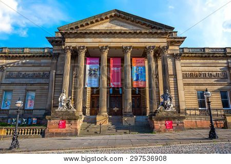 Liverpool, Uk - May 17 2018: Walker Art Gallery At William Brown Street In Liverpool City Centre, On