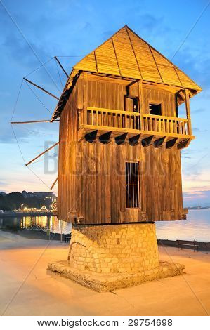 vecchio mulino in legno in bulgaria nessebar