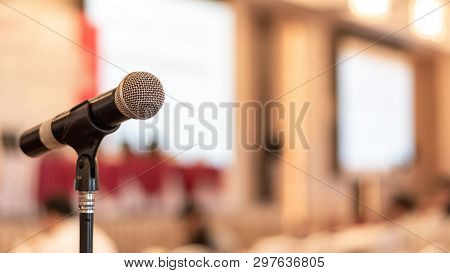 Microphone Voice Speaker In Business Seminar, Speech Presentation, Townhall Meeting, Lecture Hall Or