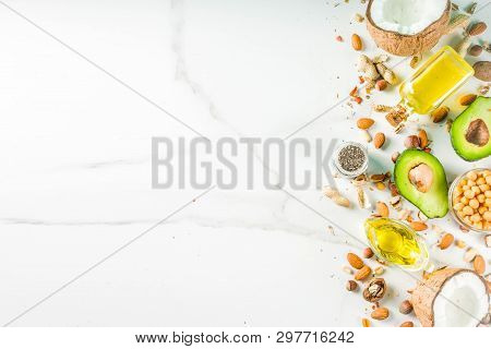 Healthy Vegan Fat Food Sources, Omega3, Omega6 Ingredients - Almond, Pecan, Hazelnuts, Walnuts, Oliv