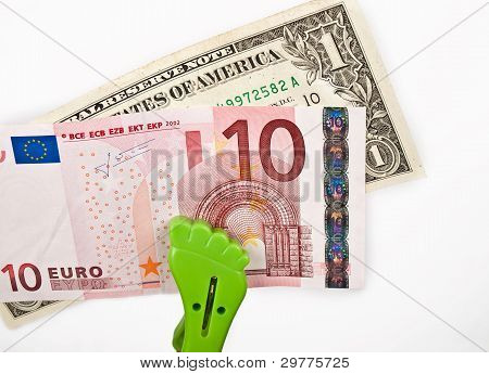 Geld, geld...