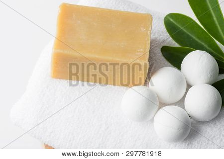 Handmade Salt Bath Bombs In Balls Shape From Organic Vegan Natural Ingredients Hand Crafted French M