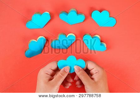 16 Diy Three-dimensional 3d Greeting Card With Flowers For Mothers Day On A Living Coral Background.