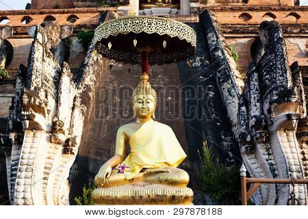 wat Chedi Luang Varavihara, Chiang Mai, Thailand