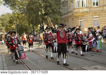 Stuttgart, Germany, 25 September 2016.  Volksfest In Stuttgart. The March Through The City Center.