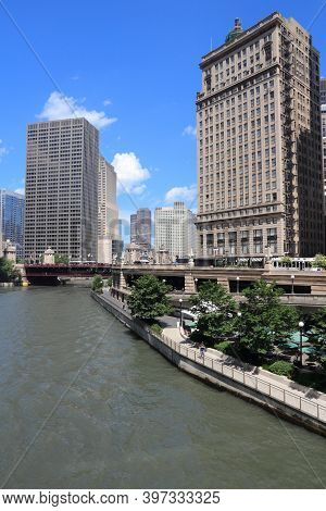 Chicago River Skyline - City View Of The Loop.