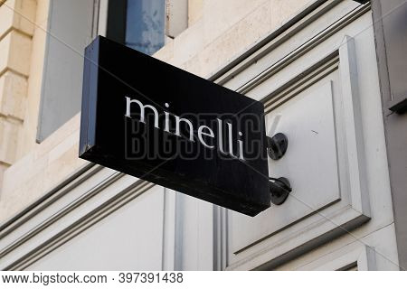 Bordeaux , Aquitaine  France - 11 21 2020 : Minelli Logo And Text Sign Shop In Front Of Store Vivart