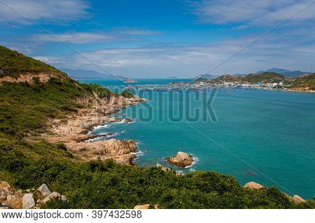 Vietnam Ocean Road From Phan Rang To Cam Ranh