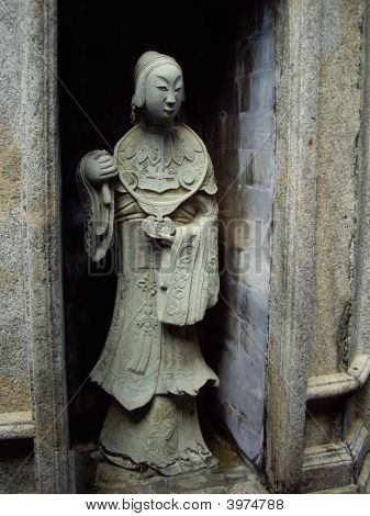 Stone Figure Of Ancient Chinese Woman In Wat Arunratchawararam