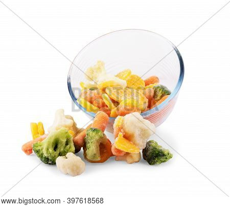Fresh Mixed Vegetables Falling Into A Bowl Of Salad