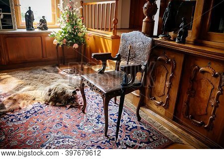 Radun Castle Interior, Neo-classical Chateau, Library And Bookshelves, Wooden Carved Renaissance Cha