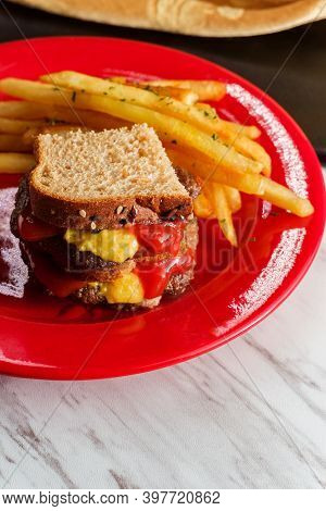 Sliced Whole-grain Wheat Bread Hamburger Slider Sandwiches With Fries
